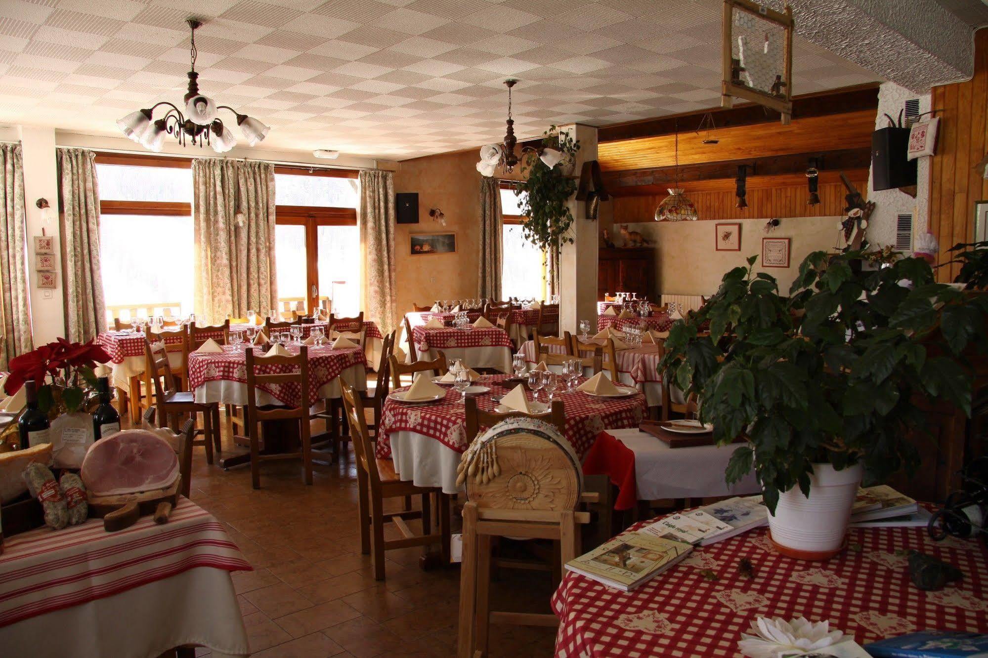 Hotel Le Chamois Logis Molines-en-Queyras Luaran gambar