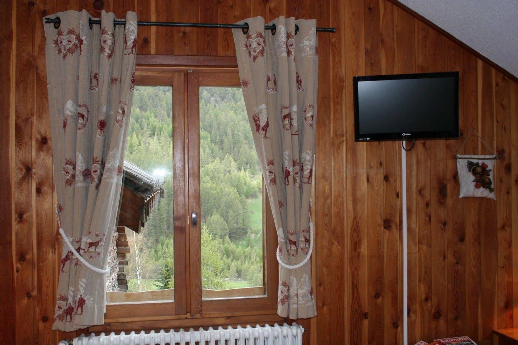 Hotel Le Chamois Logis Molines-en-Queyras Luaran gambar