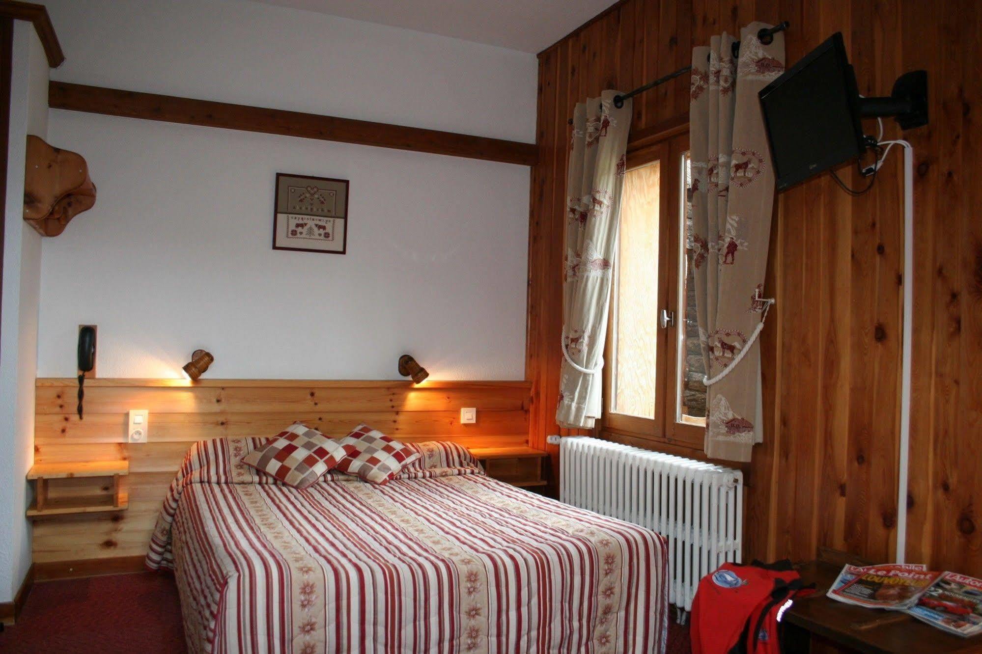 Hotel Le Chamois Logis Molines-en-Queyras Luaran gambar