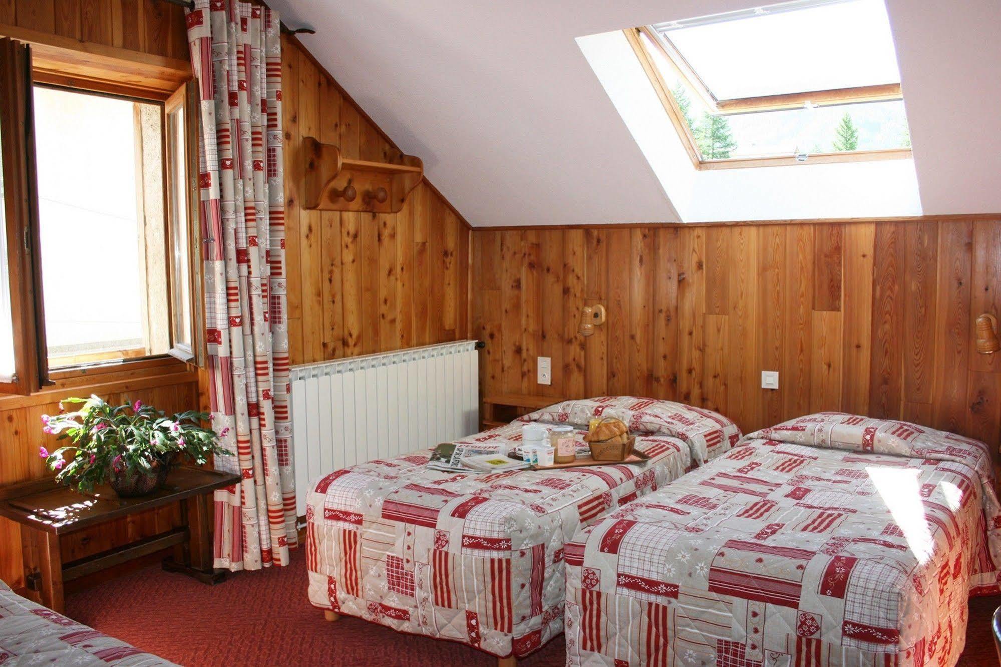 Hotel Le Chamois Logis Molines-en-Queyras Luaran gambar